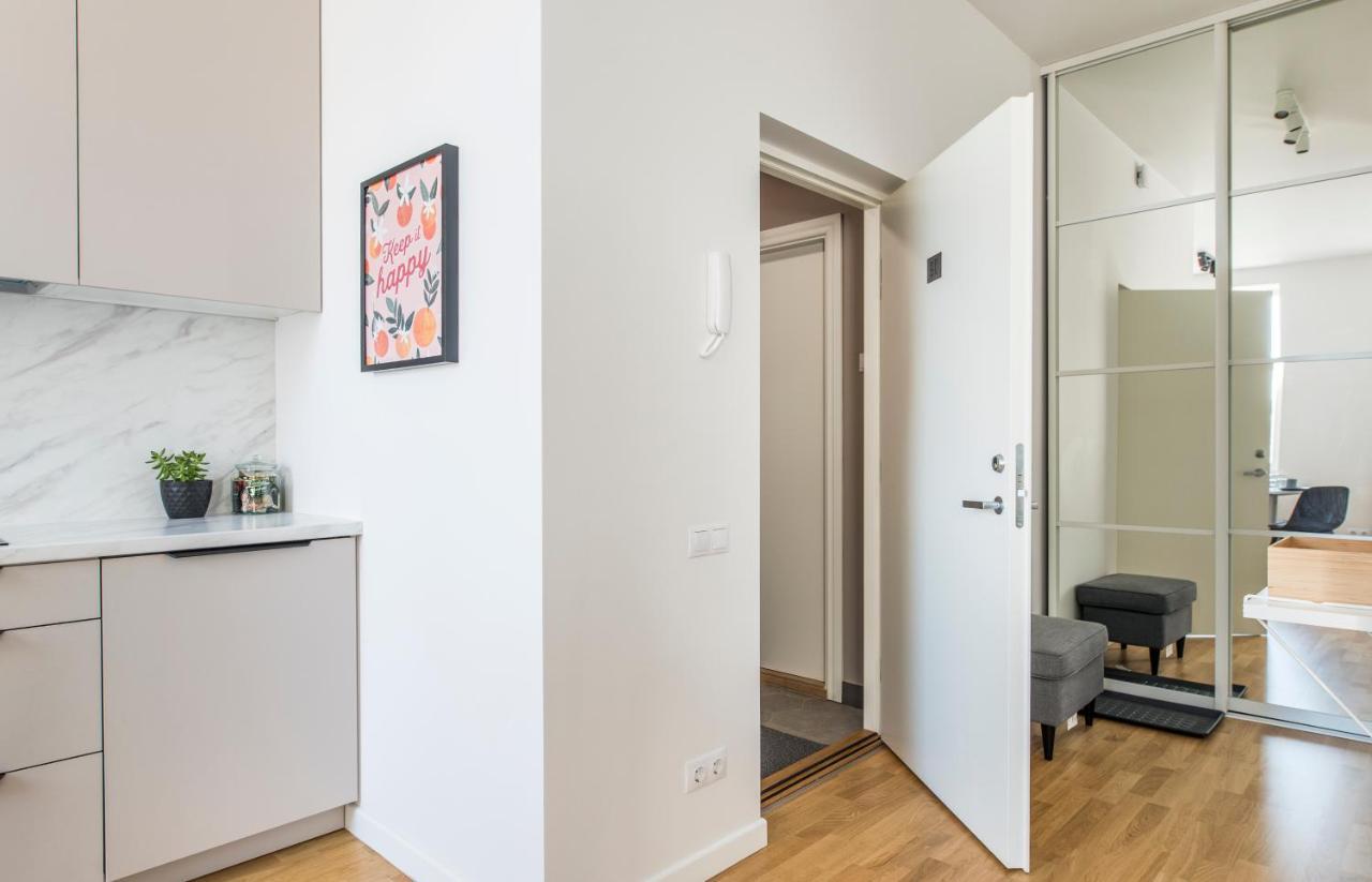 Cozy Modern Studio - Great For Short Trips ريغا المظهر الخارجي الصورة