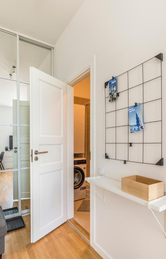 Cozy Modern Studio - Great For Short Trips ريغا المظهر الخارجي الصورة